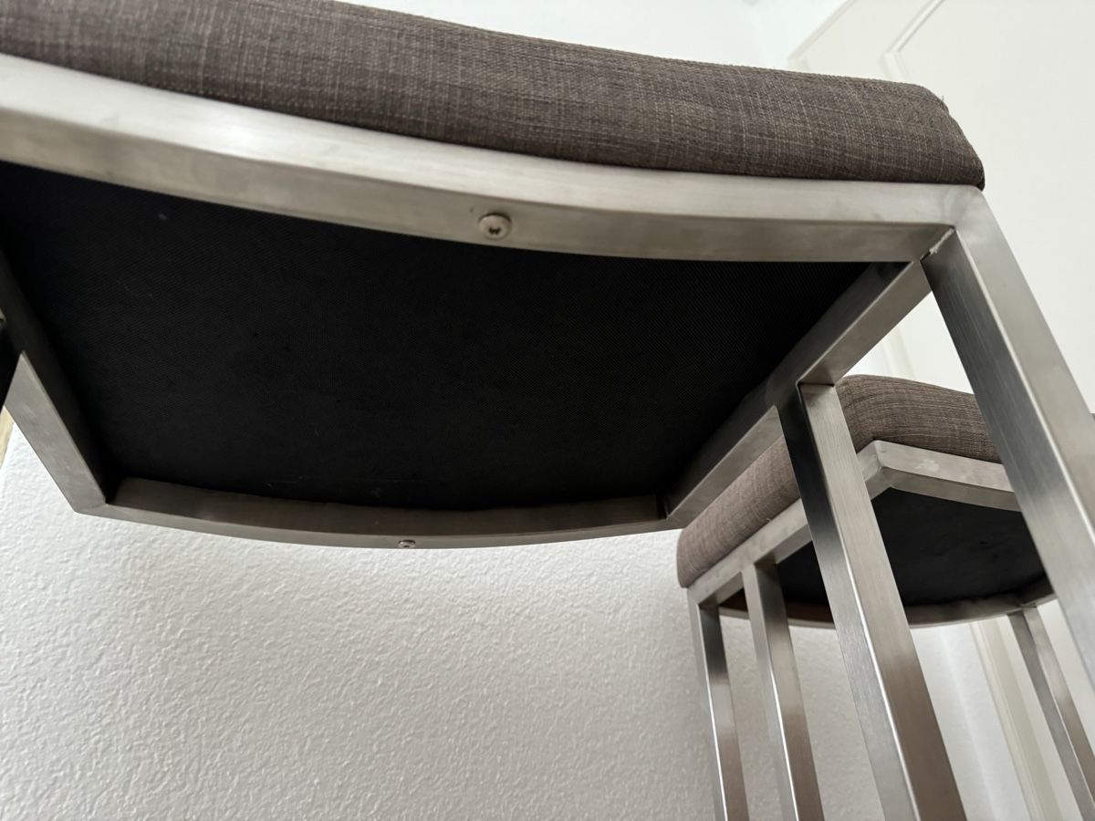 Sgabelli: Set Bar-Hocker in grau/ hellbraun – Usato da Thun venduto da Inspiration_19 4