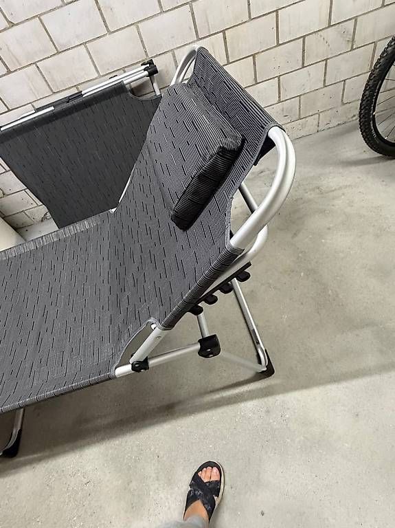 Sedie a sdraio: Liegestuhl / chaise longue – Nuovo e nell'imballaggio originale da Volketswil venduto da zjctcler 1
