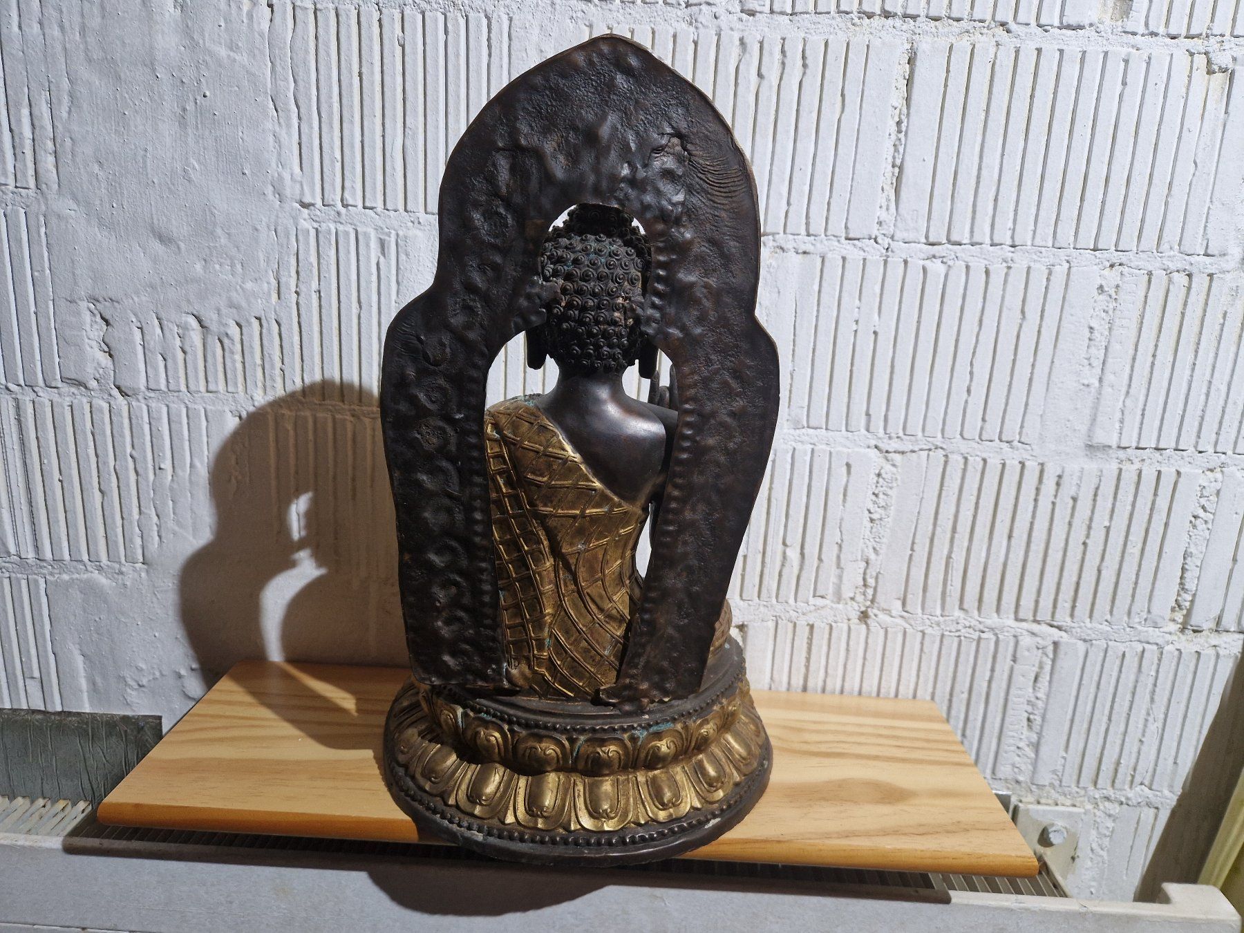 Skulpturen & Statuen: antiker Buddha – Gebraucht aus Seedorf BE von Stibutz 4