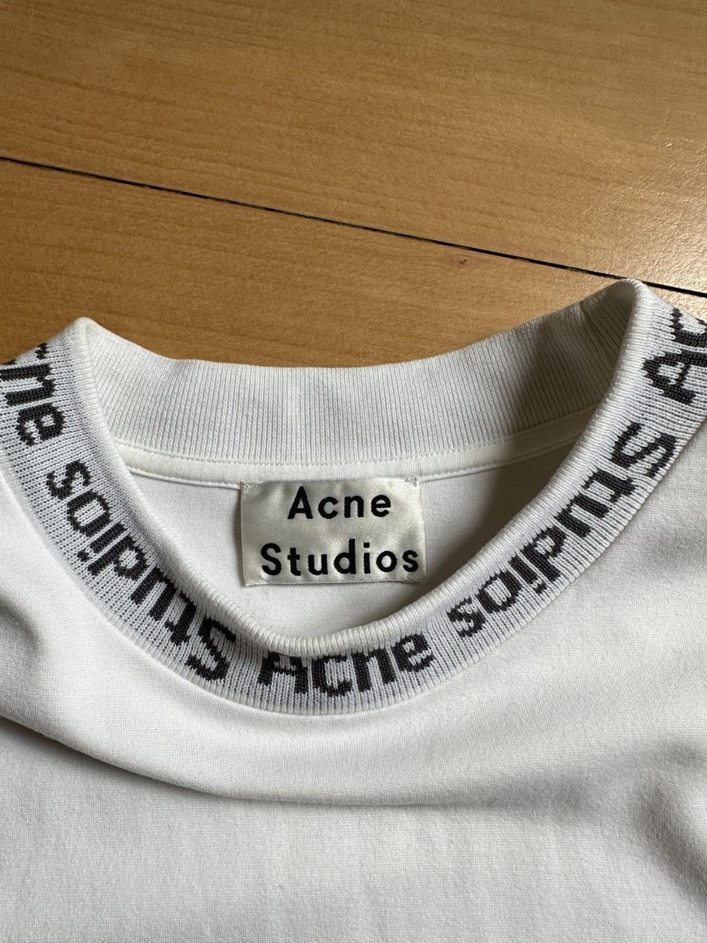Acne Studios T-shirts: ACNE STUDIOS - T-Shirt weiss M – D'occasion à Zürich par Diazaio 4