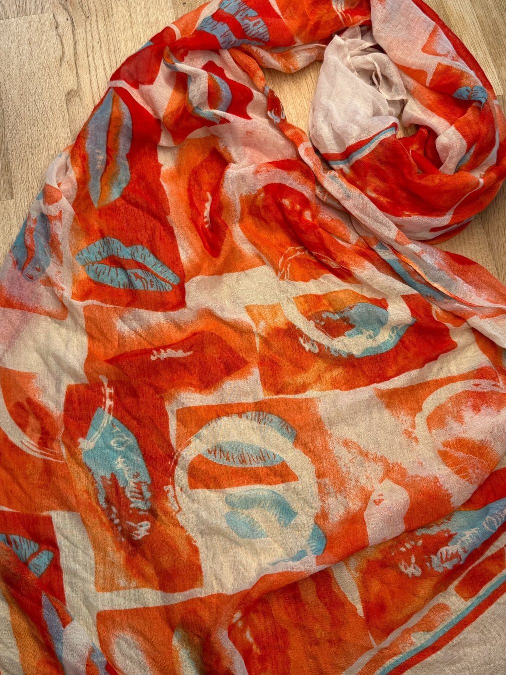 Foulard & Sciarpe: Spende MSF - Schal - 100% Viskose – Usato da Fällanden venduto da La_Natie 3