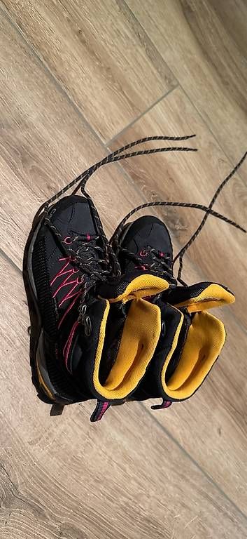 Scarpe per ragazzi: Bottines enfant 37 – Usato da Vionnaz venduto da ric_9nvy 2