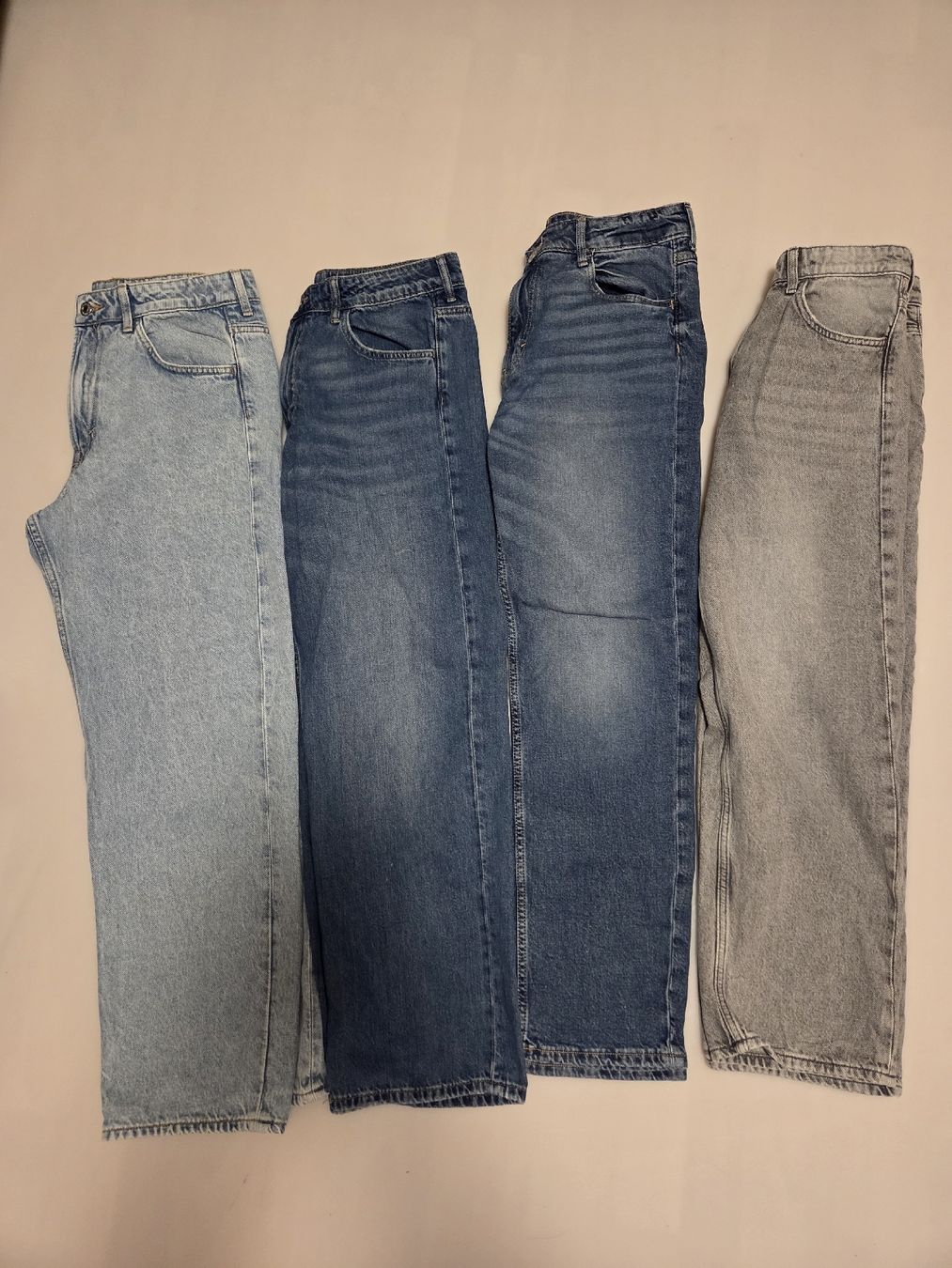 H&M Pantaloni: Jeans 164 Loose Fit – Usato da Wilen b. Wollerau venduto da desi1327