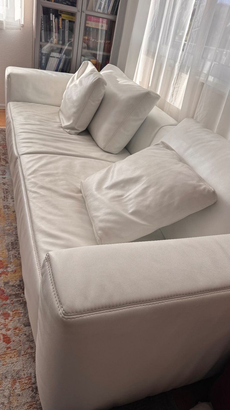 Divani: Ledersofa Weiss – Usato da Strengelbach venduto da TatjanaJost 2
