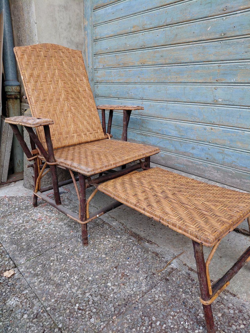 Liegen & Liegestühle: Chaise longue ancienne – Gebraucht aus Noiraigue von pel_ny7d
