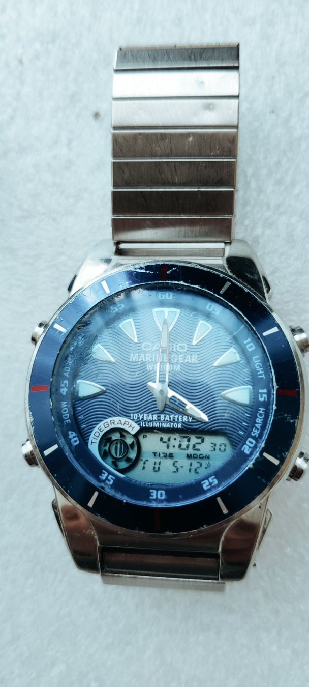 Casio Orologi: Casio Marine Gear 3796 WR 100M – Usato da Zürich venduto da sendbad