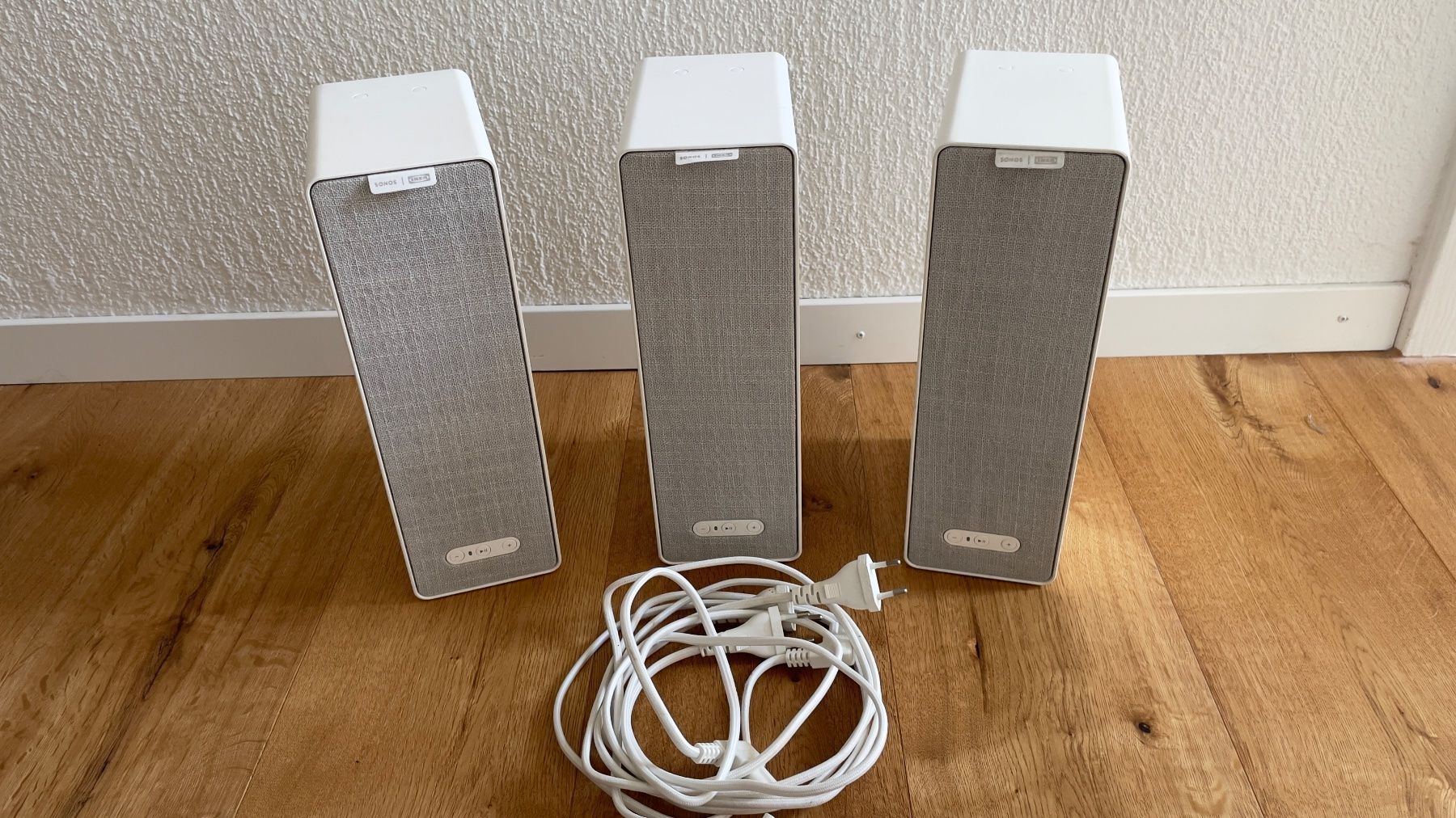 Sonos Casse acustiche: 3× IKEA SYMFONISK Lautsprecher (Sonos System) – Usato da Winterthur venduto da Stellla.