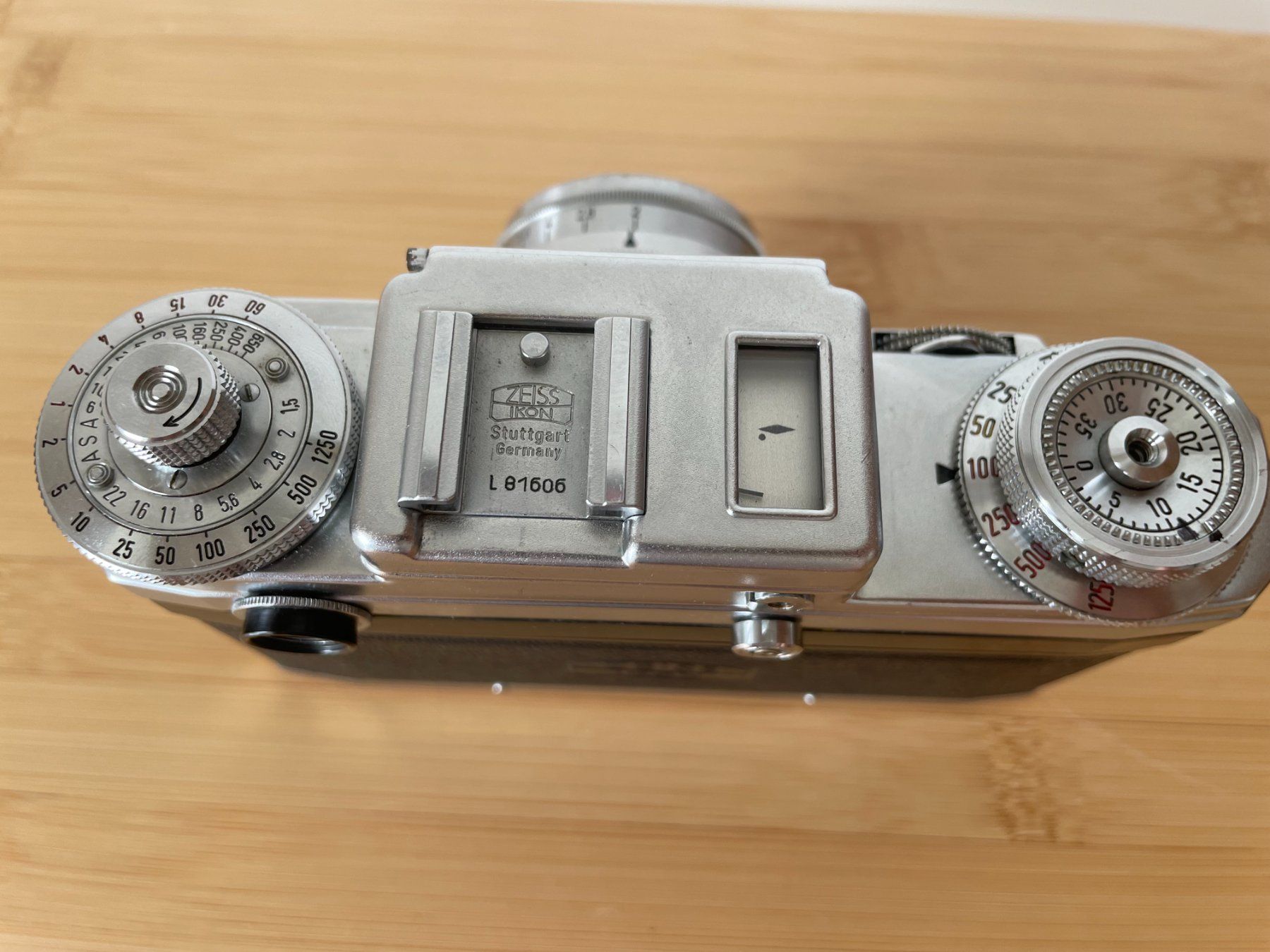 Contax Fotocamera: Contax IIIa et Sonnar 50mm 1:2 – Usato da Petit Lancy venduto da gil_hr6v 2