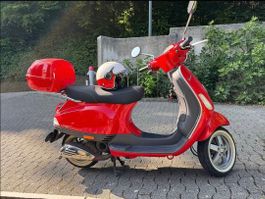 Red Vespa LX 50, Perfect for Summer Rides, Low Miles