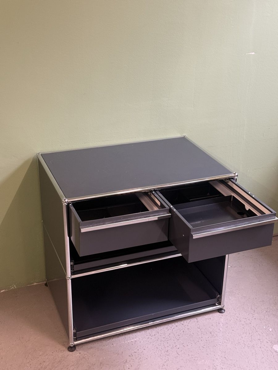 USM Eléments de bureau: USM Haller Anthrazit – D'occasion à Glattbrugg par q-aderdesign 1