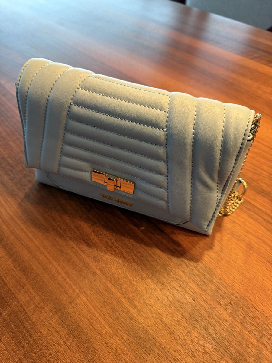 Steve Madden Borse da donna: Steve Madden Tasche, hellblau, NEU! – Nuovo (secondo la descrizione) da Brüttisellen venduto da Molemo 1
