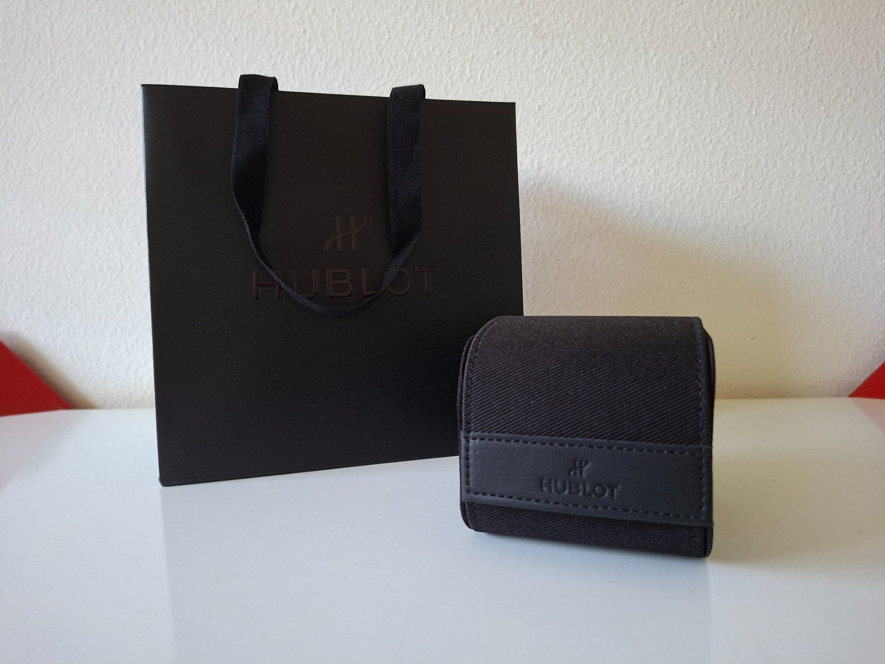 Hublot Boîtes de montres: HUBLOT   Uhrenbox   schwarz – Neuf (Voir description) à Zürich par Daniel517 5