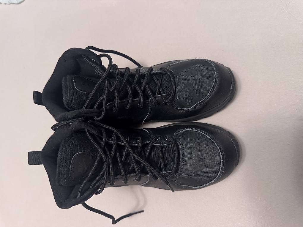 Scarpe da uomo: Nike Boots hebst /winter – Usato da Fürigen venduto da Dkneu 1