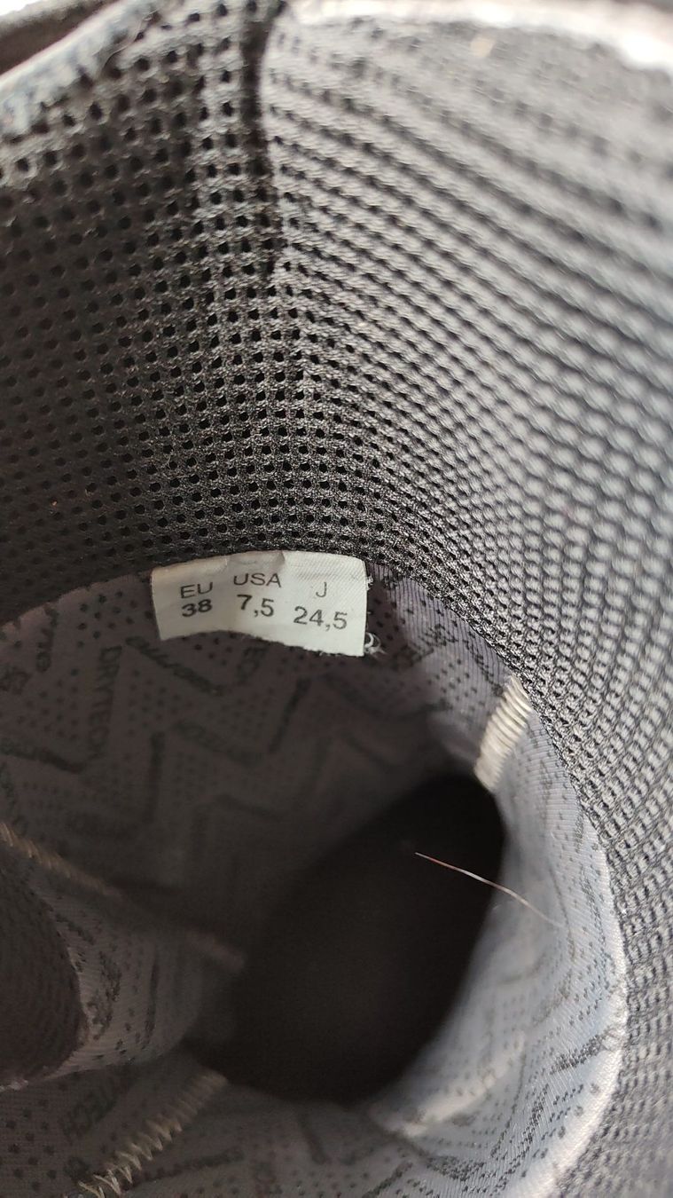 Scarpe da uomo: Motorradstiefel Grösse 38 – Usato da Linden venduto da fab_52xx