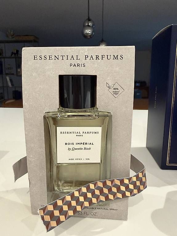 Parfum & Eau de Toilette: Essential Parfums  Bois Impérial by Quentin Bisch 100ml – Gebraucht aus Sigriswil von owlman