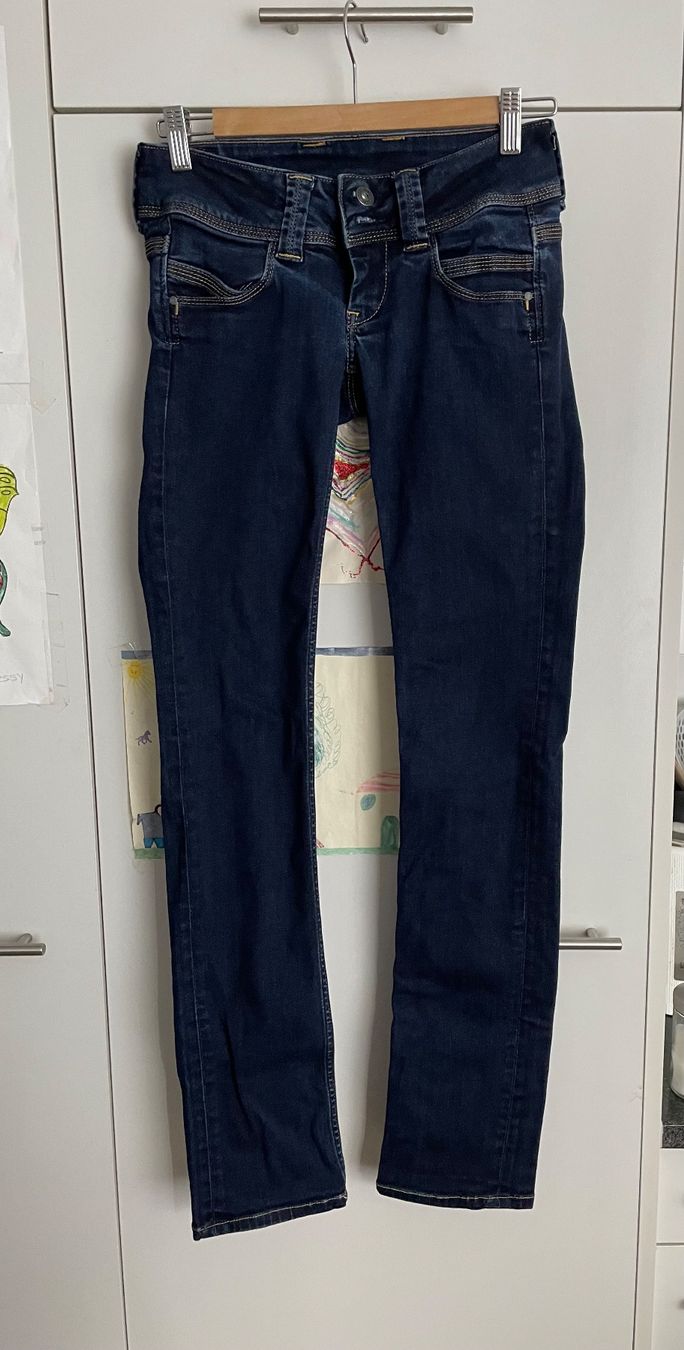 Jeans: Pepe Jeans Venus Grösse 26/34 – Gebraucht aus Zürich von Sonnenschein_