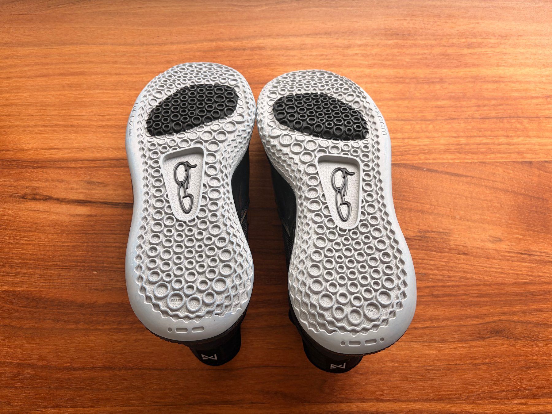 Nike Scarpe da uomo: Nike Basketballschuhe PG3 Gr. 44 – Nuovo (secondo la descrizione) da Sarnen venduto da Xandi0 3