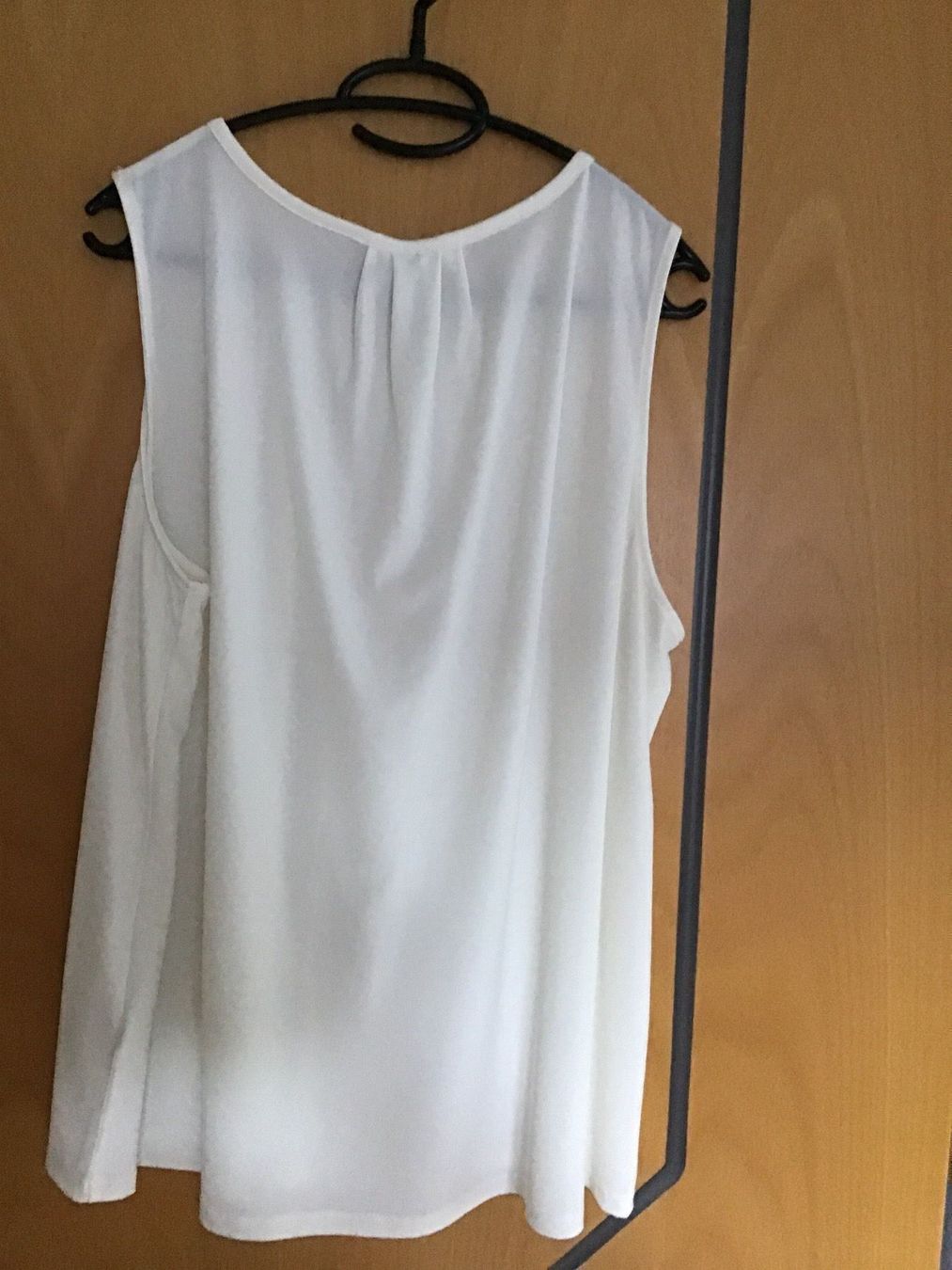 H&M Blusen: Damen Sommerbluse XL, neu, cremefarbig – Neu (gemäss Beschreibung) aus Wassen UR von SABDOM 1