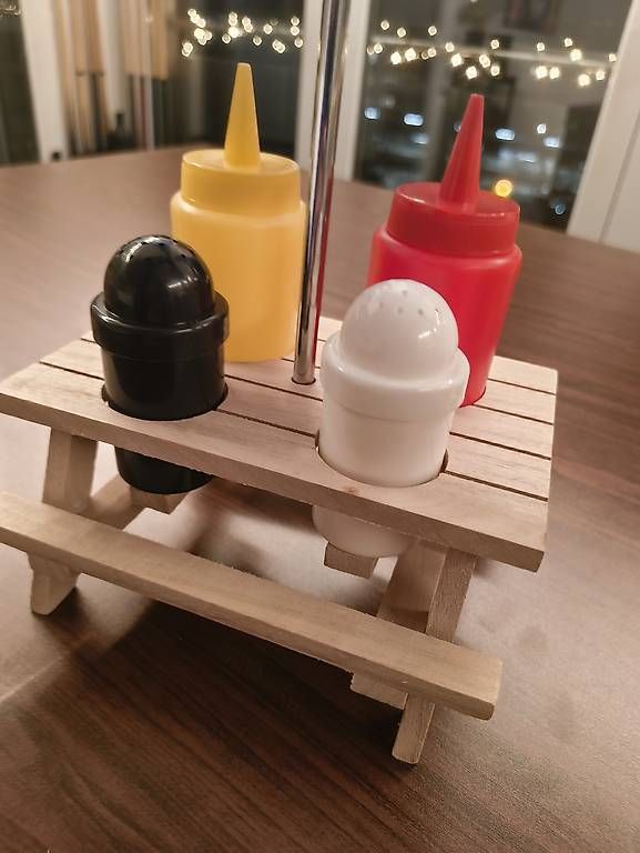 Autres vaisselles & verres: Gewürzständer Picknicktisch – D'occasion à Nänikon par Manta87 2