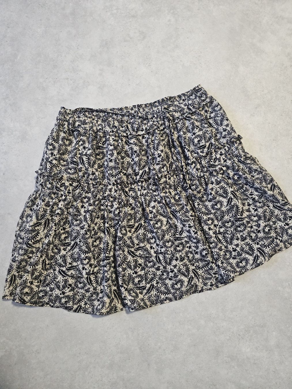 Röcke: Jupe Elora à motifs, taille 36 – Neu (gemäss Beschreibung) aus Sornetan von T.a333