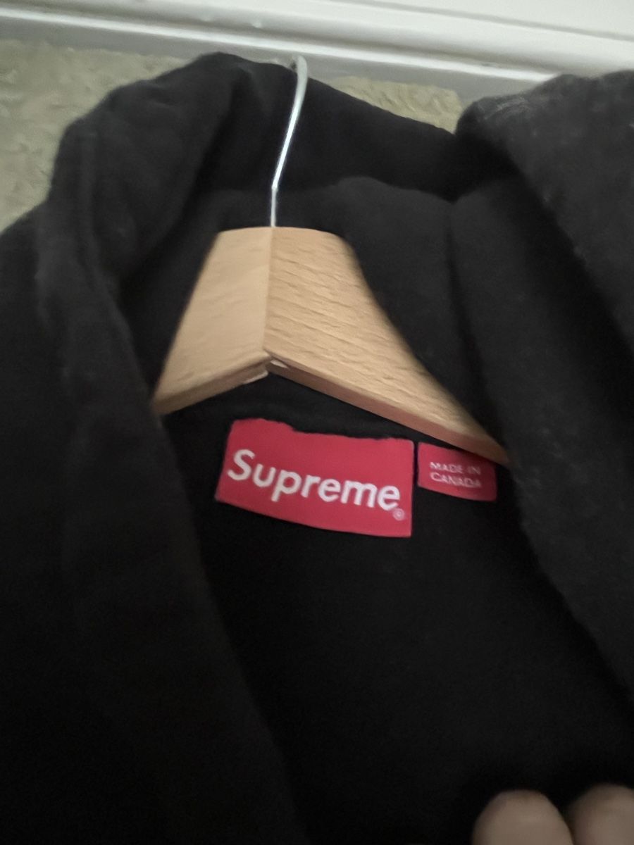 Maglioni & Felpe: Supreme Hoodie Schwarz/Grau – Usato da Basel venduto da Ncl.lnlt 1