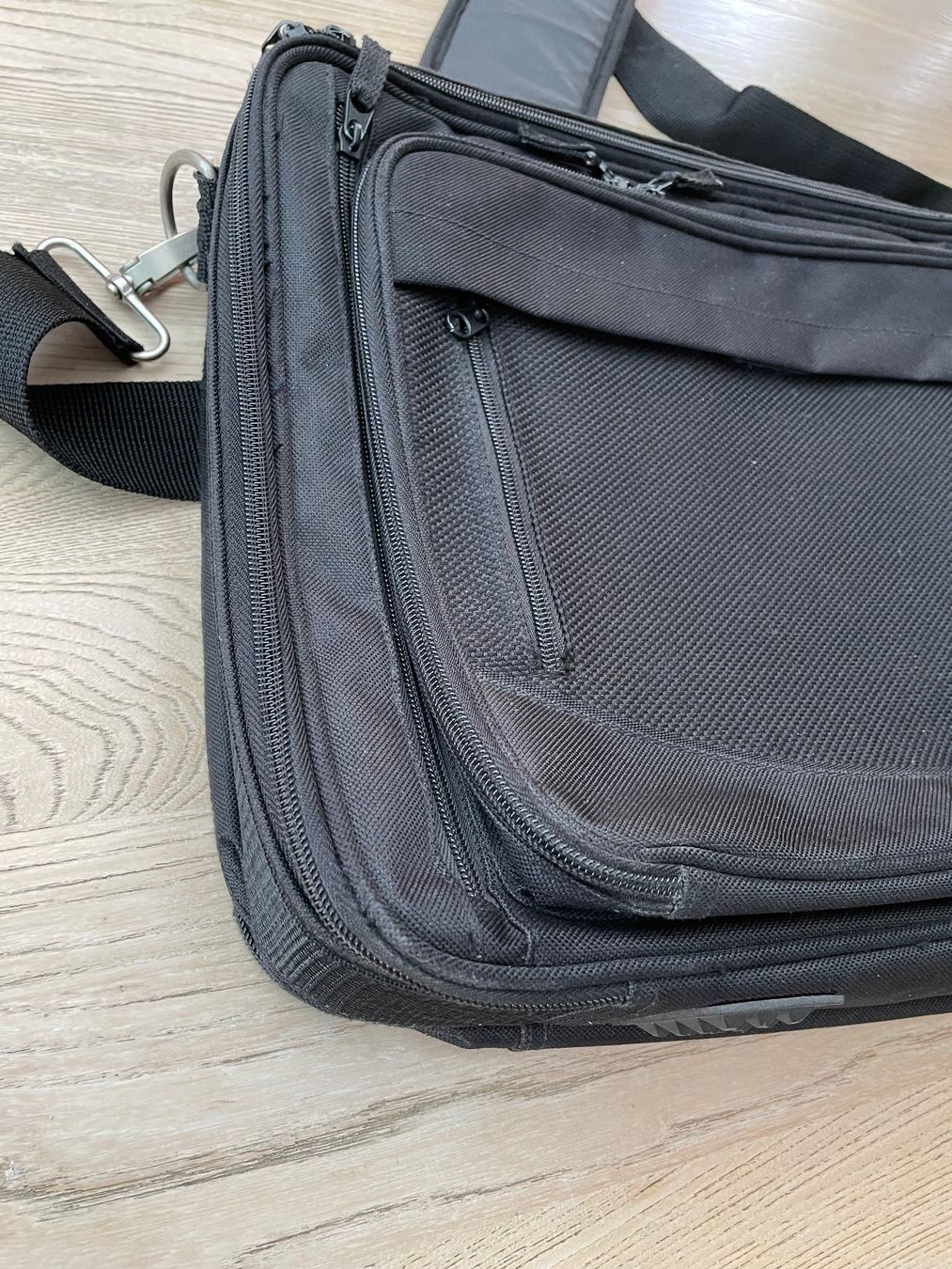 Valigie & Borse: Praktische Laptop-Tasche – Usato da Schnaus venduto da sueg01 4