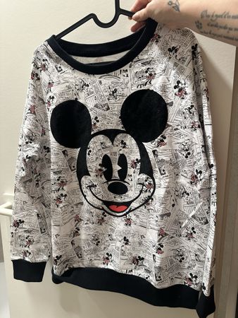 Pull Sweat Disneyland Paris Mickey NEUF