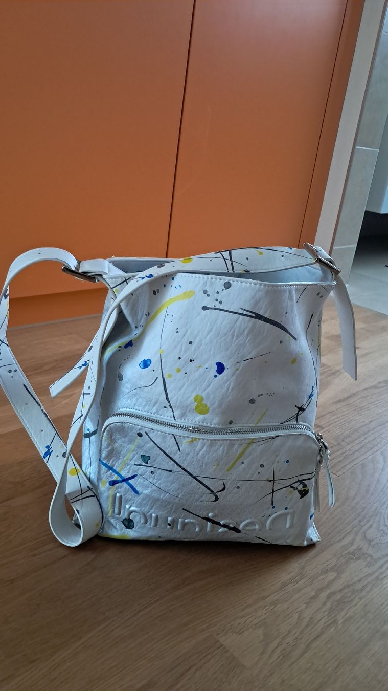 Desigual Borse da donna: Desigual Tasche silver-splash – Usato da Erstfeld venduto da Michaela1823 2