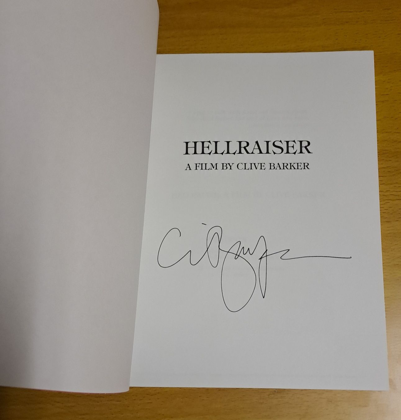 Alle DVDs: Hellraiser Laserdiscbox mit Clive Barker Autogramm – Gebraucht aus Bünzen von Rtron 5
