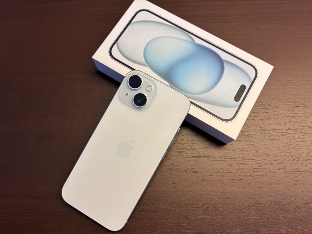 Apple Telefoni cellulari / Smartphones: iPhone 15 256gb wie neu!!! – Nuovo (secondo la descrizione) da Weinfelden venduto da can_r565 4