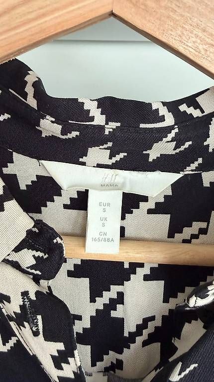 Vestiti: H&M Mama Kleid Gr. S – Usato da Ettingen venduto da Schatzsucher90 3
