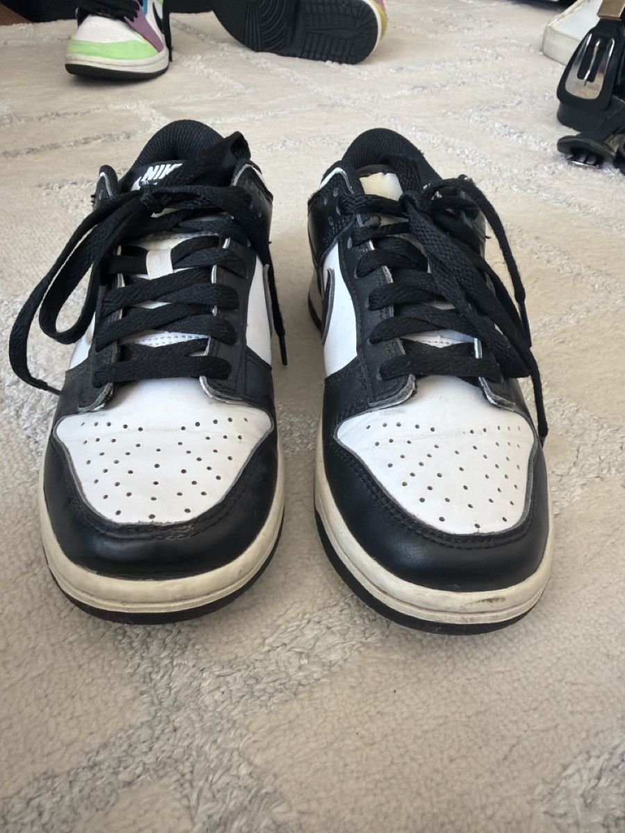 Nike Scarpe da uomo: Nike Dunk Low Black White Size 4.5Y Used – Usato da Begnins venduto da tha_7wyw 4