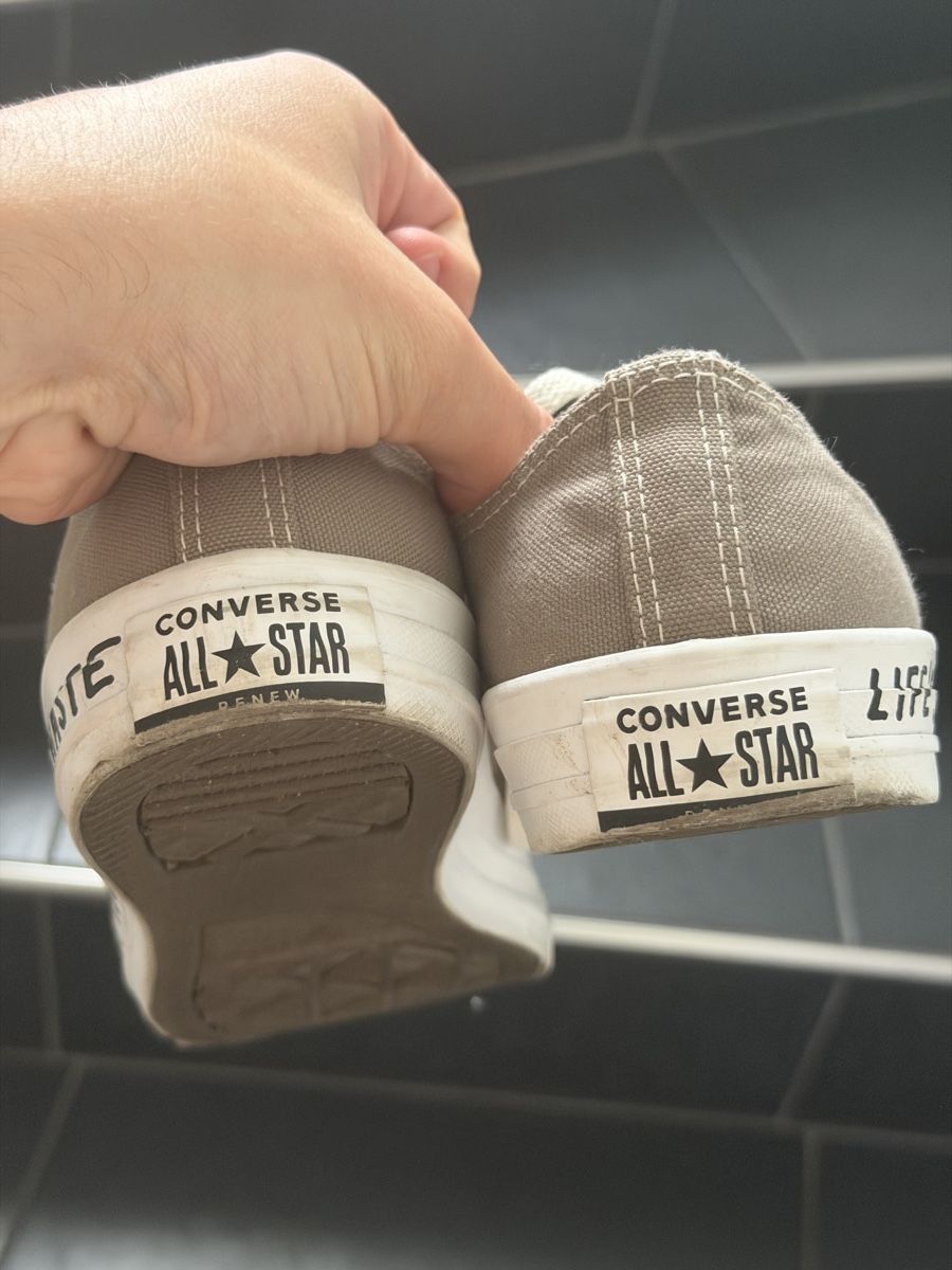 Converse Scarpe da uomo: Converse size 41.5 – Usato da Boudry venduto da LuigiLoot 2