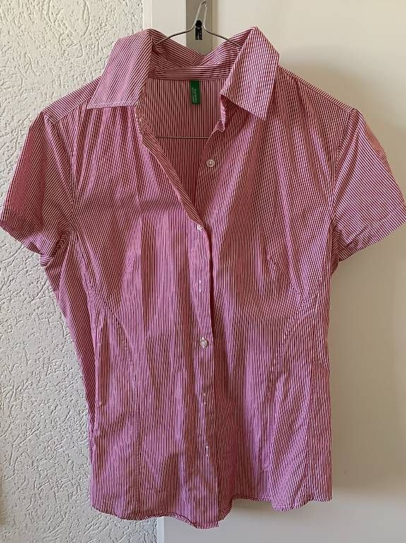 Benetton Top: Blouse en coton, Benetton, taille S – Usato da Lausanne venduto da milasha