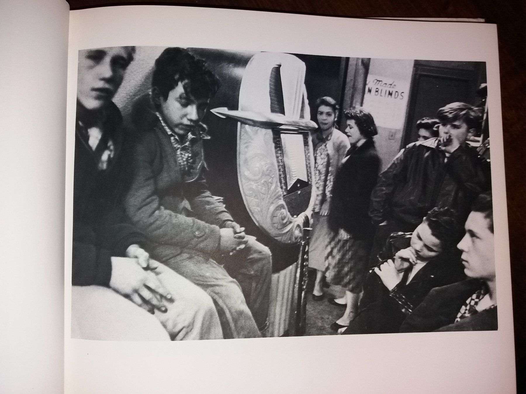 Libri: FOTOKLASSIKER Robert Frank Americans kupfertiefdruck 1969 – Usato da Welschenrohr venduto da Regool 3