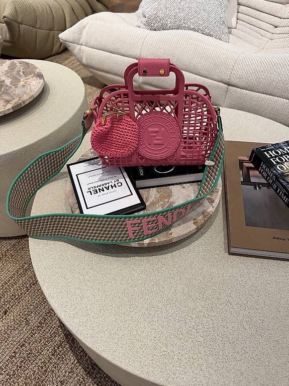 Fendi Taschen: FENDI TASCHE PINK – Neu (gemäss Beschreibung) aus Schwyz von bofb 1