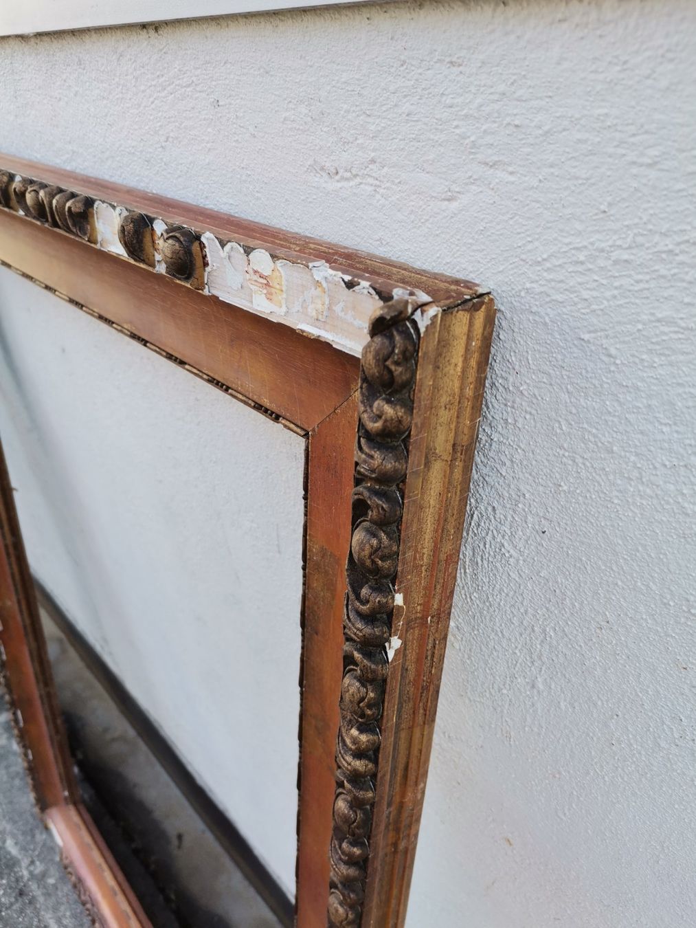 Cornici: Antiker Bilderrahmen, Alter Bilderrahmen, Holzrahmen – Usato da Wiedlisbach venduto da materialkreislauf 2