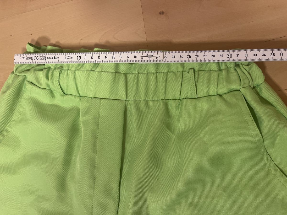 Pantaloni: Neon grüne Stoffhose Gr. S 34 – Usato da Kaisten venduto da Wavechip 4