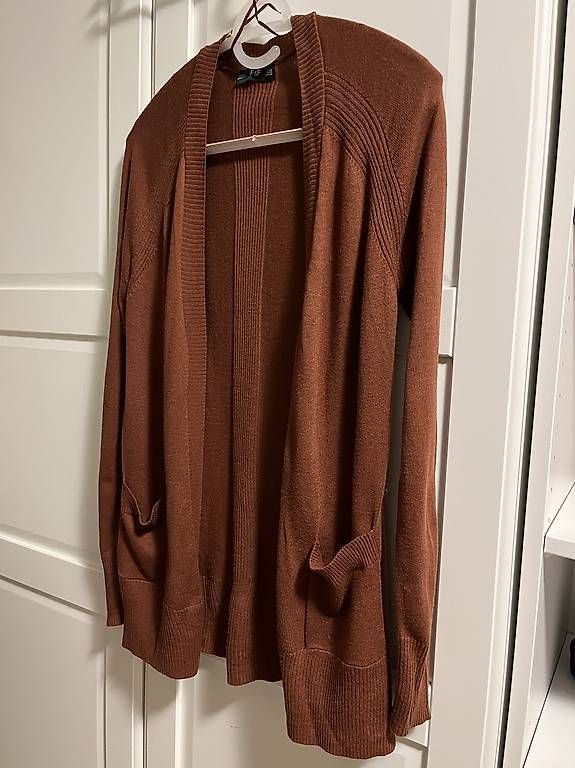 Jacken: Cardigan XS – Neu und originalverpackt aus Stallikon von Kuschligwuschlig1