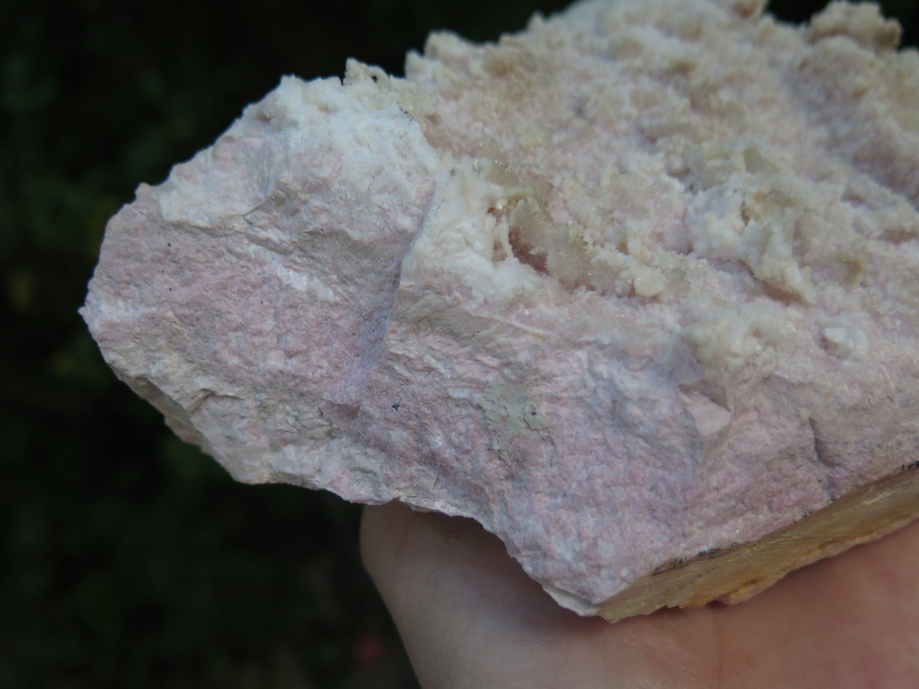 Minerali & Pietre curative: Manganocalcit von Rumänien ca.1416 gr. – Usato da Schaffhausen venduto da Yamakana51L8736OQ8 2