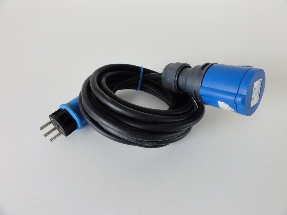 Stecker: Elektro Stecker – Gebraucht aus Schenkon von Movieplanet