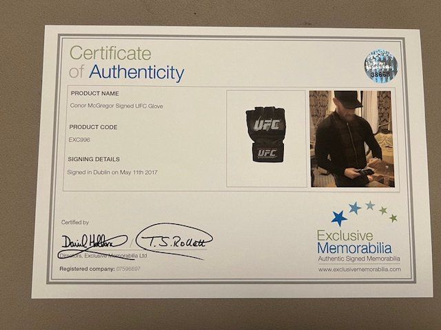Autografi: Conor McGregor Signed UFC Glove In Display Case + COA – Nuovo (secondo la descrizione) da S. Pietro venduto da SORETOLO 5