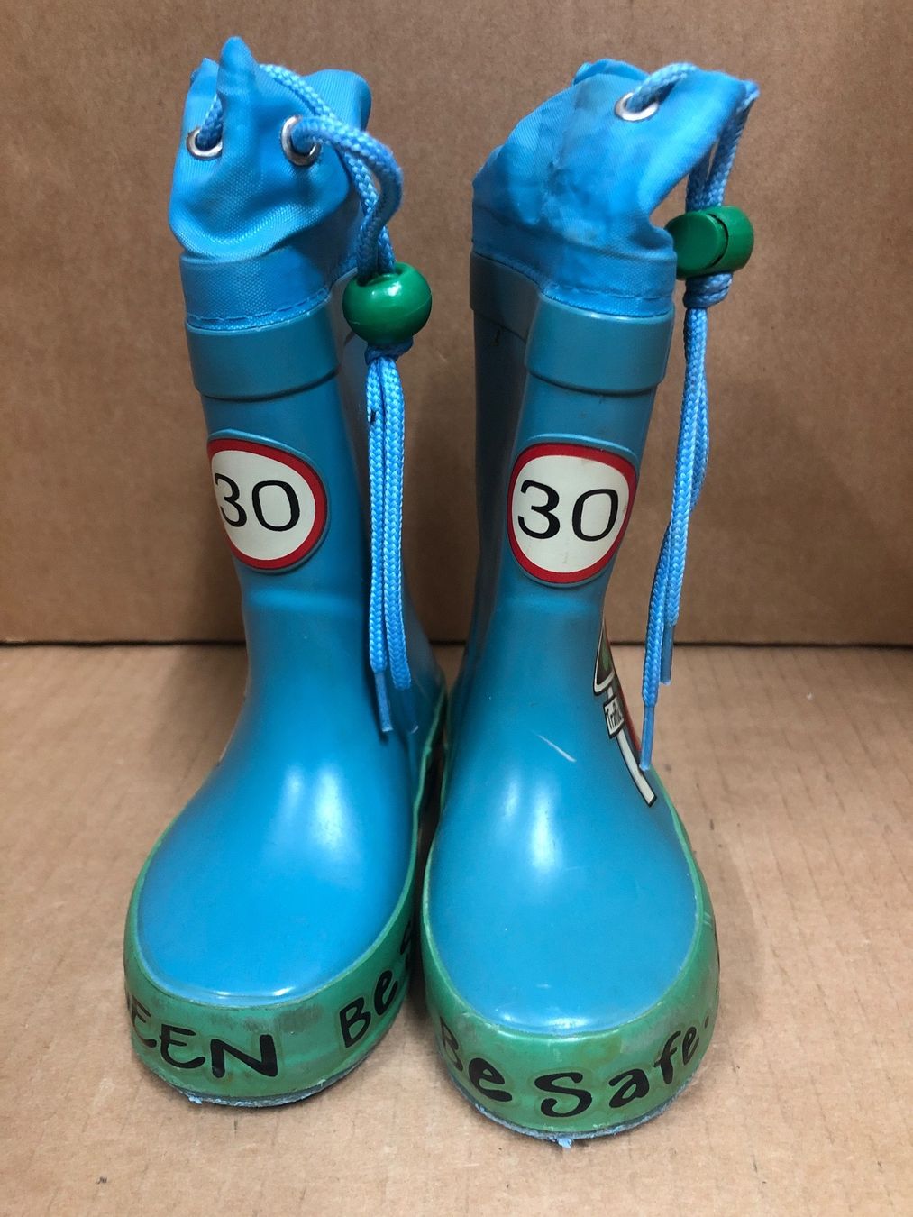 Scarpe per ragazzi: Kinderstiefel blau Grösse 20 – Usato da Eschlikon TG venduto da RamonaSt