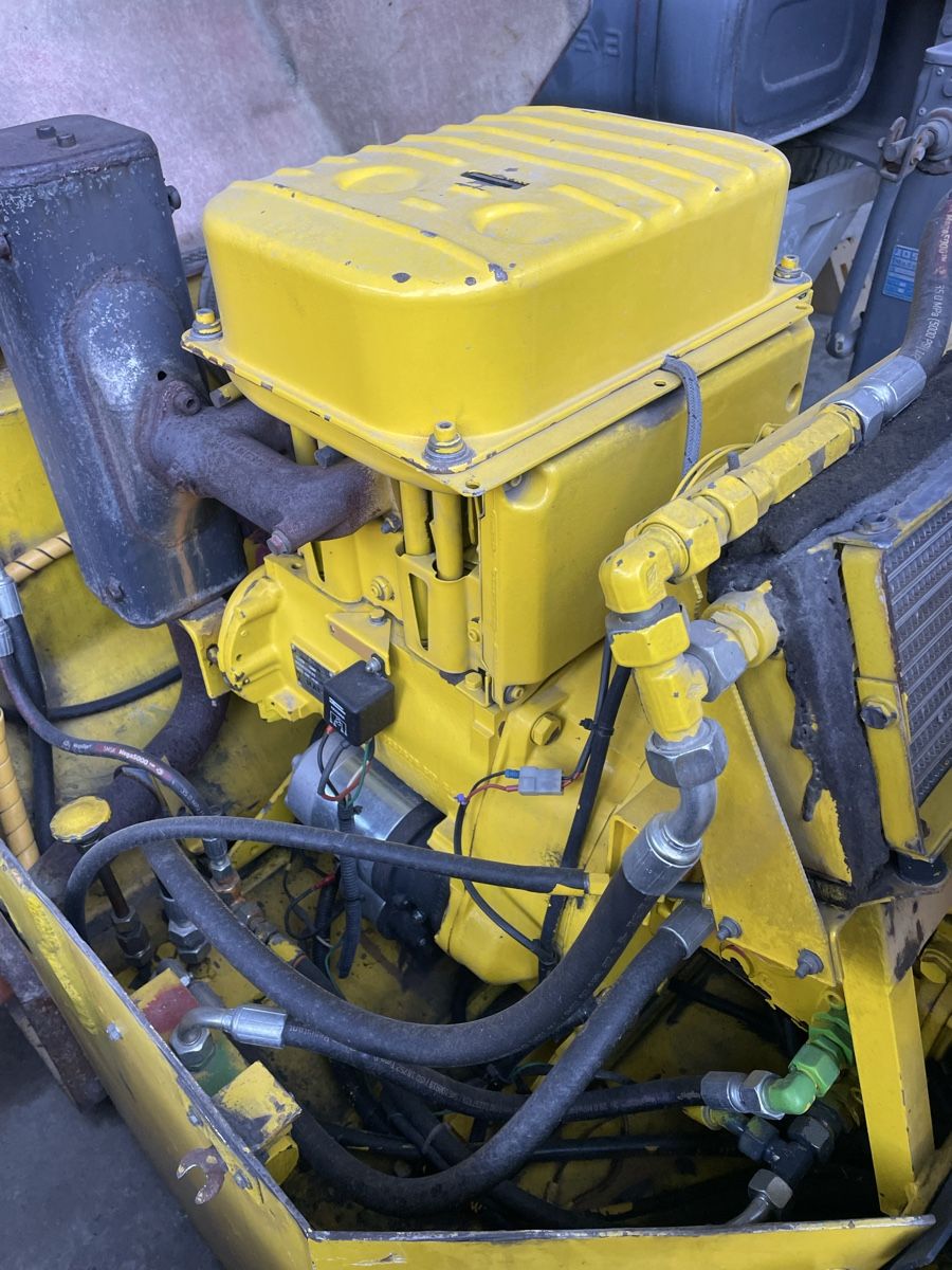 Bomag Tutte le macchine: Rullo vibrante DTV-213 H Walze – Usato da Poschiavo venduto da kuks01 3