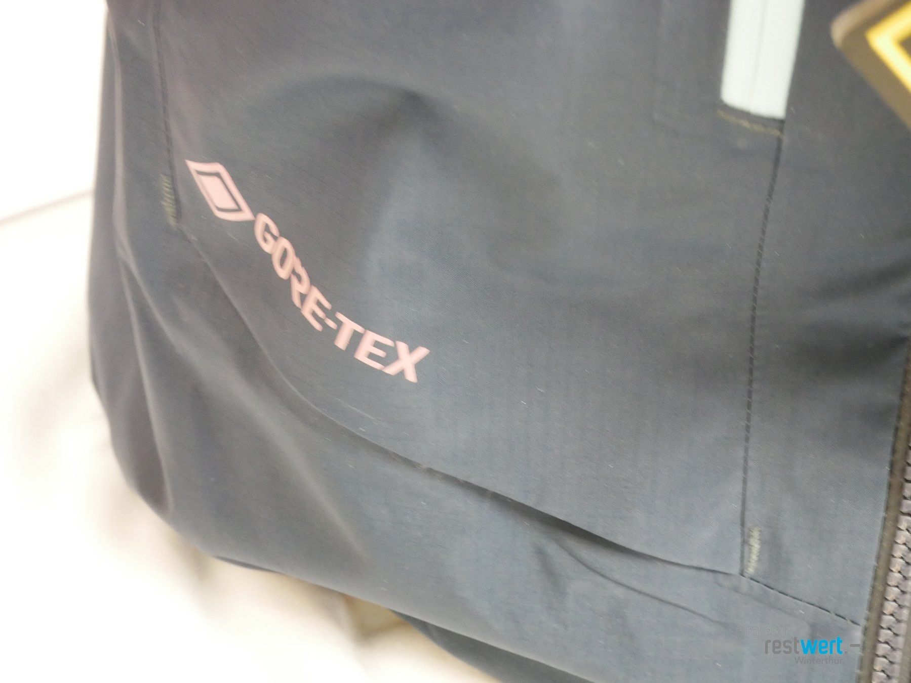 Dynafit Jacken: DYNAFIT Goretexjacke  Frauen – Neu (gemäss Beschreibung) aus Winterthur von Restwert_Winterthur 2