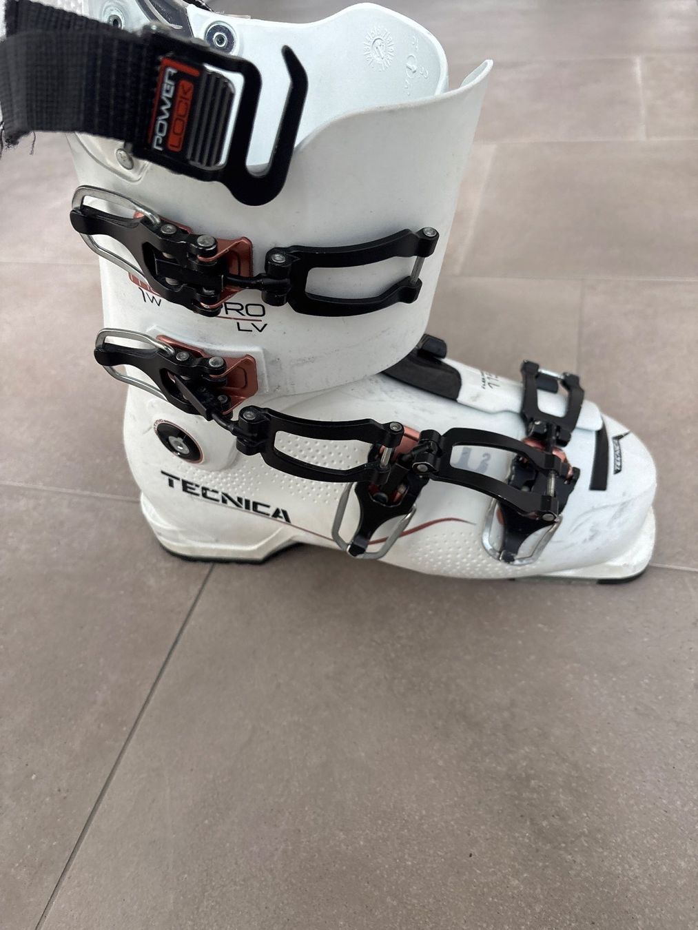 Tecnica Scarpe da donna: Skischuh Damen – Usato da Wettingen venduto da hugi1708 1