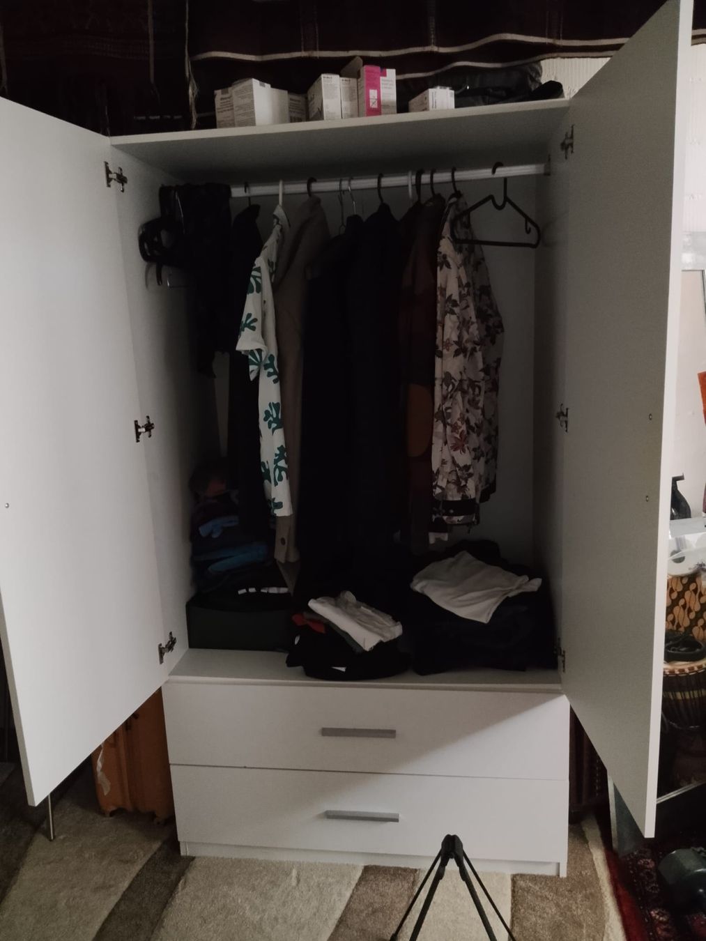 Armadi: Kleiderschrank – Usato da Wetzikon ZH venduto da Prinzessin014
