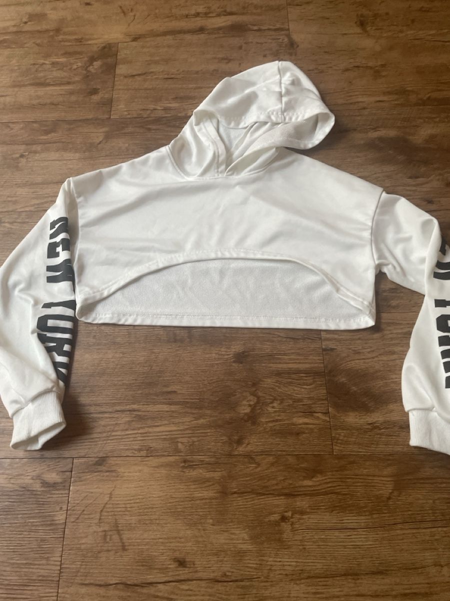 Pullover & Sweatshirts: Pullover mit Crop-Top  – Neu (gemäss Beschreibung) aus Unterseen von Panini56 2