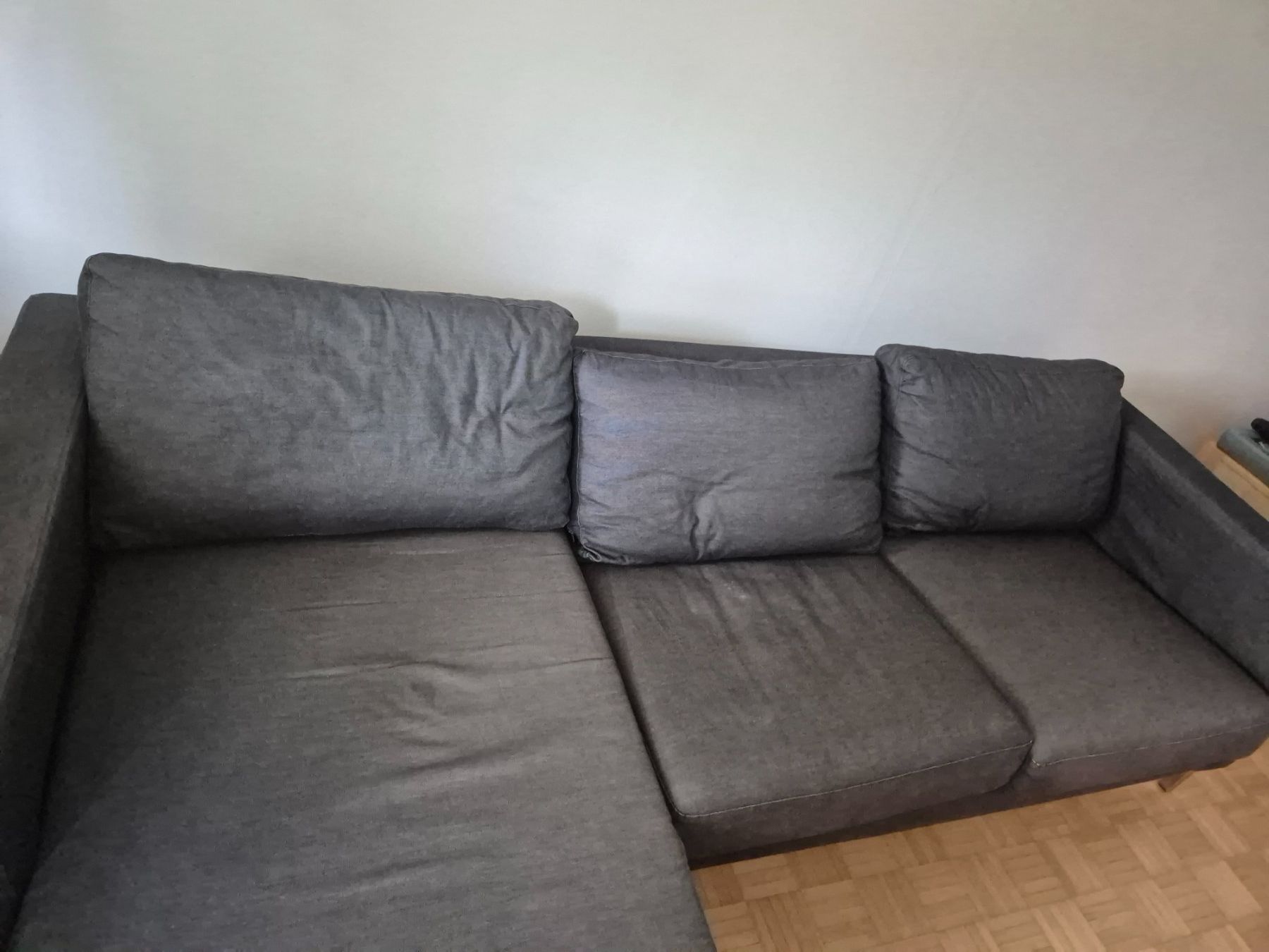 Ikea Divani: Graues Sofa – Usato da Zürich venduto da MasterSimba 1