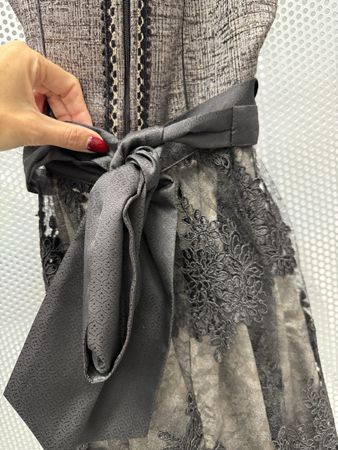 KRÜGER MADL kurzes Dirndl (XS / 34)